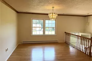 329 Hunter Hills St, North Wilkesboro, NC 28659 - Photo 5