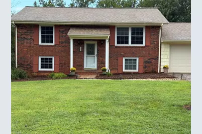 329 Hunter Hills Street, North Wilkesboro, NC 28659 - Photo 3