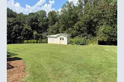 329 Hunter Hills Street, North Wilkesboro, NC 28659 - Photo 25