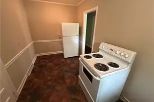 4403 Edgemore Rd, Greensboro, NC 27455 - Photo 7