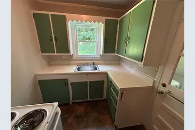 4403 Edgemore Road, Greensboro, NC 27455 - Photo 9