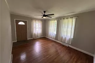 4403 Edgemore Rd, Greensboro, NC 27455 - Photo 11
