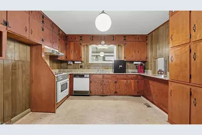 876 Brooklyn Avenue, Ramseur, NC 27316 - Photo 5