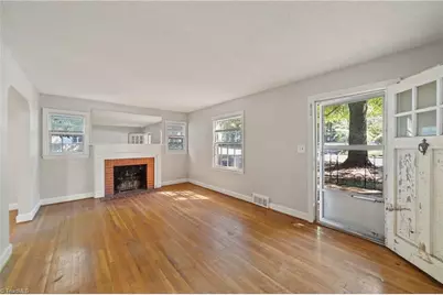 900 Knollwood Street, Winston-Salem, NC 27103 - Photo 3