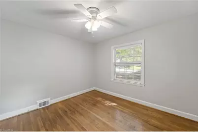 900 Knollwood Street, Winston-Salem, NC 27103 - Photo 15