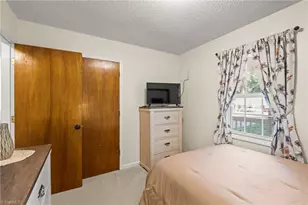 6 Oak Ridge Dr, Thomasville, NC 27360 - Photo 21