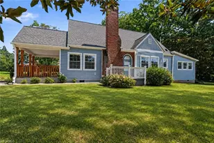 933 E King St, King, NC 27021 - Photo 1