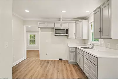 933 E King Street, King, NC 27021 - Photo 11