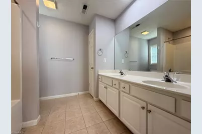 172 Cameron Way Circle, Winston-Salem, NC 27103 - Photo 9