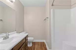 109 McCleskey Dr, Yadkinville, NC 27055 - Photo 23