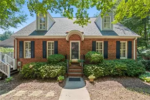 518 Tanners Park Ct, Winston-Salem, NC 27101 - Photo 1