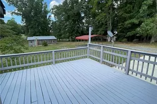 1041 Brooks Rd, Reidsville, NC 27320 - Photo 5
