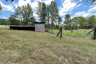 1041 Brooks Rd, Reidsville, NC 27320 - Photo 43