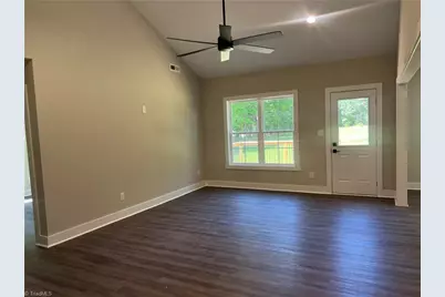 125 Albertson Road, Thomasville, NC 27360 - Photo 5