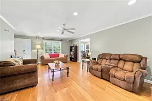 104 Candace Ct, Thomasville, NC 27360 - Photo 7