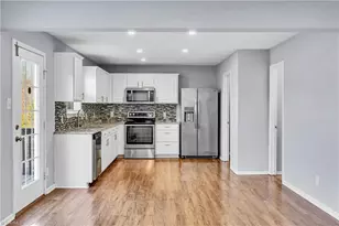 4148 Salem Springs Ct, Winston-Salem, NC 27107 - Photo 11