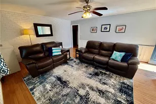 4400 Oak Hollow Dr, High Point, NC 27265 - Photo 5