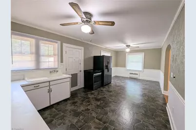 108 Ford Street, Thomasville, NC 27360 - Photo 11