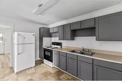 570 Mission Road, Winston-Salem, NC 27103 - Photo 9