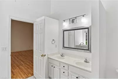 4106 Clovelly Drive, Greensboro, NC 27406 - Photo 21