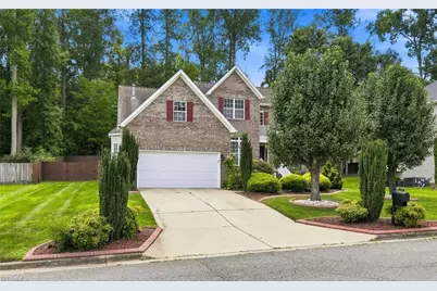 4106 Clovelly Drive, Greensboro, NC 27406 - Photo 3