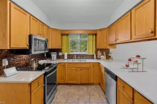 2016 Ledford Rd, Greensboro, NC 27406 - Photo 7