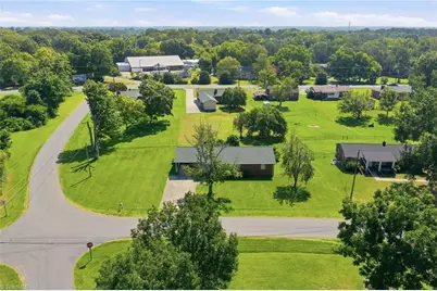 1700 Parham Drive, Graham, NC 27253 - Photo 9