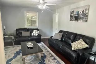 2889 Ashwood Dr, Winston-Salem, NC 27103 - Photo 9