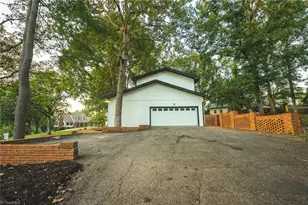 3750 11th St NE, Hickory, NC 28601 - Photo 5