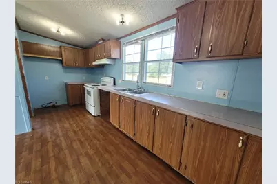 1836 Siloam Road, Mount Airy, NC 27030 - Photo 9