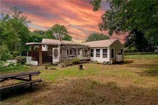 1511 Sharon Rd, Winston-Salem, NC 27103 - Photo 3