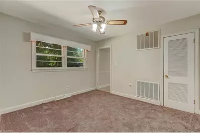 801 Grand Oaks Drive, Eden, NC 27288 - Photo 15