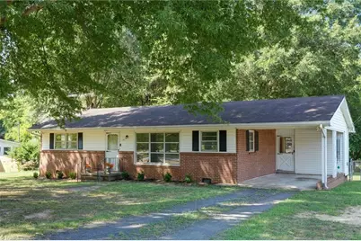 801 Grand Oaks Drive, Eden, NC 27288 - Photo 1