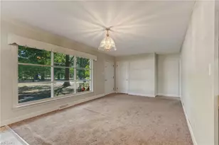 801 Grand Oaks Dr, Eden, NC 27288 - Photo 9