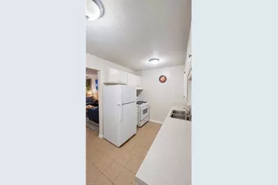 1929 Vantage Point Place #J, Greensboro, NC 27407 - Photo 5