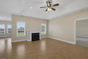 107 Sunny Pl, Reidsville, NC 27320 - Photo 7