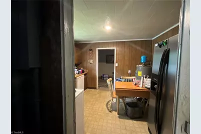 1107 Avalon Road, Greensboro, NC 27401 - Photo 7