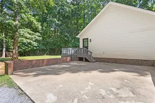 4420 Fairland Ct, Burlington, NC 27215 - Photo 25