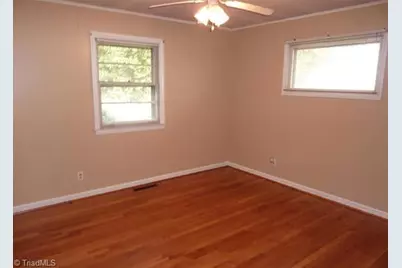915 Stephens Street, Greensboro, NC 27406 - Photo 7