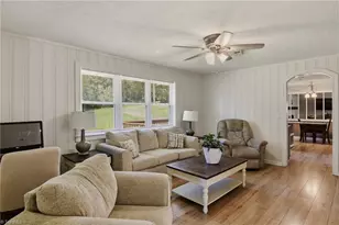 3438 E Pine St, Mount Airy, NC 27030 - Photo 5