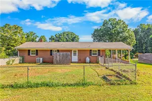 5752 Nylon Dr, Winston-Salem, NC 27105 - Photo 19
