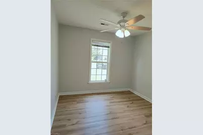 2025 Ardmore Village Lane, Winston-Salem, NC 27127 - Photo 9