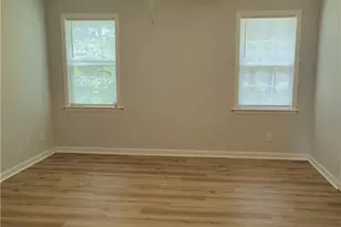 2025 Ardmore Village Ln, Winston-Salem, NC 27127 - Photo 15