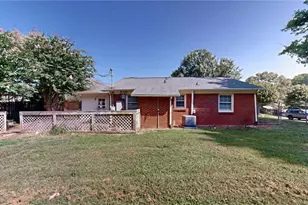 1804 Ramsey Rd, Kernersville, NC 27284 - Photo 31