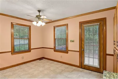 1014 Greenhurst Road, Winston-Salem, NC 27104 - Photo 11
