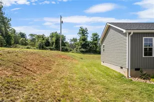 90 Millards Wy, Sparta, NC 28675 - Photo 3