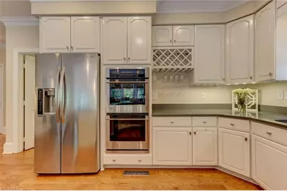 1912 Pembroke Road, Greensboro, NC 27408 - Photo 13