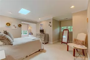 1912 Pembroke Rd, Greensboro, NC 27408 - Photo 31
