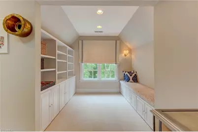 1912 Pembroke Road, Greensboro, NC 27408 - Photo 33