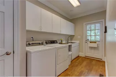 1912 Pembroke Road, Greensboro, NC 27408 - Photo 49